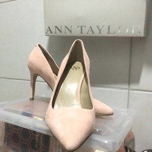 Ann Taylor pumps